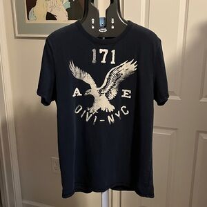 American Eagle 171 Eagle Logo Graphic Tee Navy Athletic Fit L 2010s